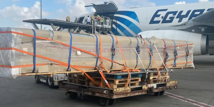 EgyptAir Cargo : Transport d’équipements d’éclairage massifs vers Kinshasa 1 - Le Progrès Egyptien