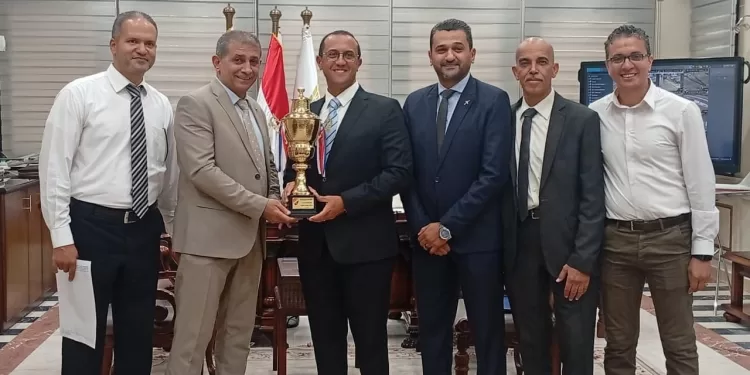 Hommage aux diplômés du programme « Ambassadeurs de l’IA » et à l’équipe de football de plage 1 - Le Progrès Egyptien