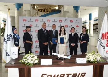 Coopération stratégique entre EgyptAir et Huawei pour renforcer les avantages du voyage