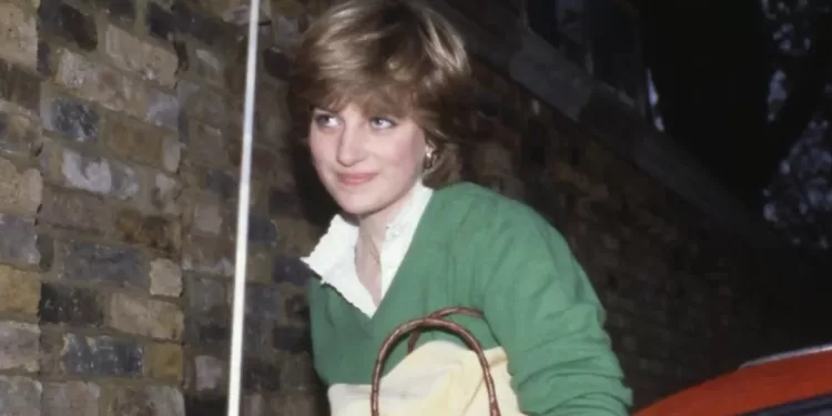 Diana adorable nageuse: Son frère dévoile une photo souvenir, en un jour symbolique 1 - Le Progrès Egyptien