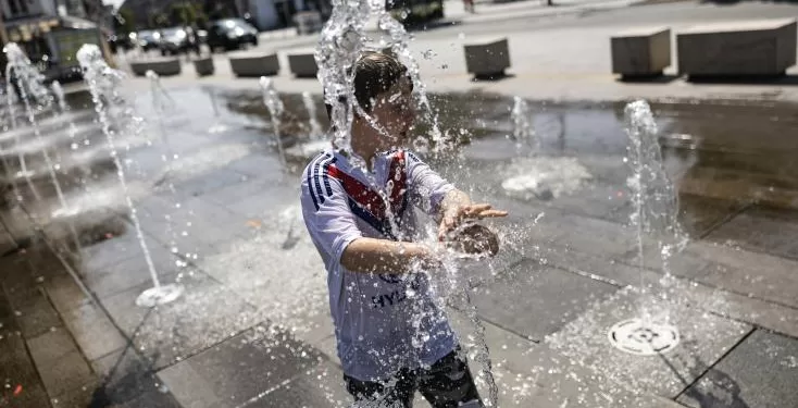 En pleine canicule, l'Europe en surchauffe lutte contre les feux 2 - Le Progrès Egyptien En pleine canicule, l'Europe en surchauffe lutte contre les feux 1 - Le Progrès Egyptien