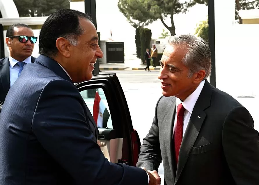 Madbouli arrive au siège du conseil des ministres jordanien 4 - Le Progrès Egyptien Madbouli arrive au siège du conseil des ministres jordanien 3 - Le Progrès Egyptien