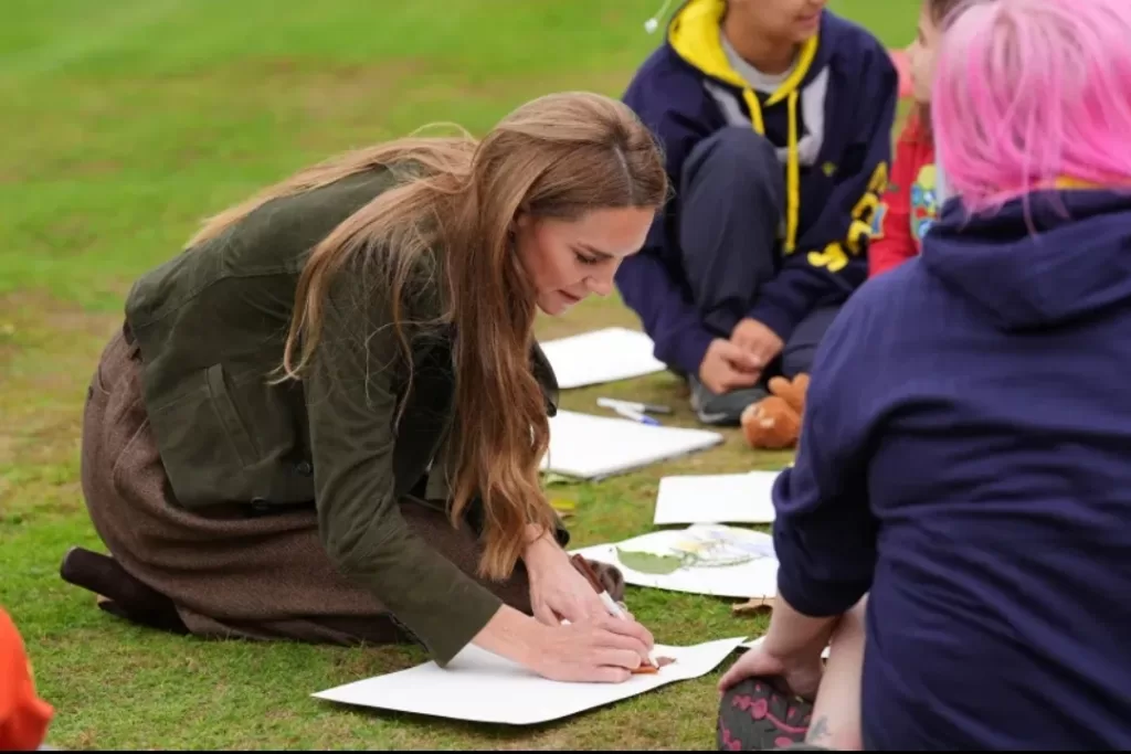 Loin du protocole, Kate Middleton et Melania Trump en toute décontraction chez les scouts 8 - Le Progrès Egyptien Loin du protocole, Kate Middleton et Melania Trump en toute décontraction chez les scouts 7 - Le Progrès Egyptien