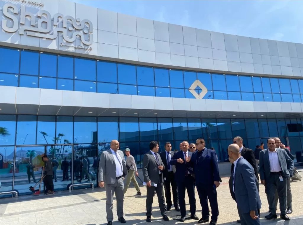 Visite d'inspection du Comité suprême de la sécurité et de l'environnement à l'aéroport de Charm el-Cheikh 10 - Le Progrès Egyptien Visite d'inspection du Comité suprême de la sécurité et de l'environnement à l'aéroport de Charm el-Cheikh 9 - Le Progrès Egyptien