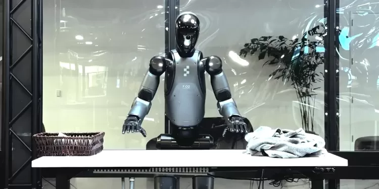 Un robot humanoïde réussit à plier du linge 1 - Le Progrès Egyptien