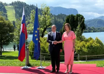 Abdel Aati prend part à l’ouverture du Forum stratégique de Bled 2025 en Slovénie