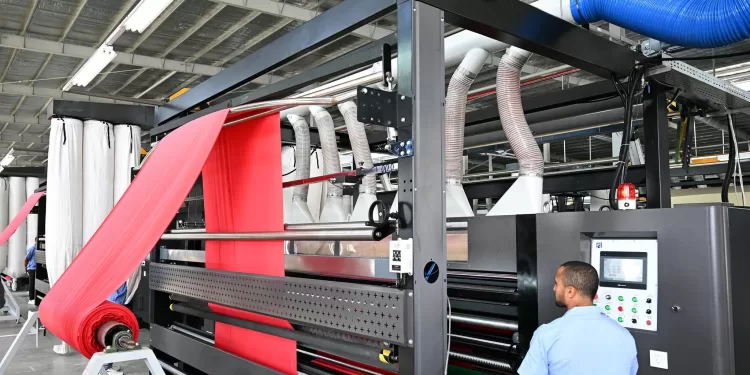 Soutenir les investissements étrangers a contribué à l'ouverture de Hengsheng Egypt Textile 2 - Le Progrès Egyptien Soutenir les investissements étrangers a contribué à l'ouverture de Hengsheng Egypt Textile 1 - Le Progrès Egyptien