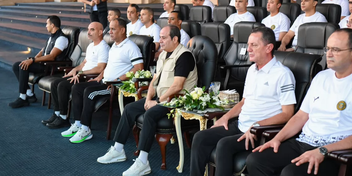 Al-Sissi inspecte l'Académie militaire 2 - Le Progrès Egyptien Al-Sissi inspecte l'Académie militaire 1 - Le Progrès Egyptien