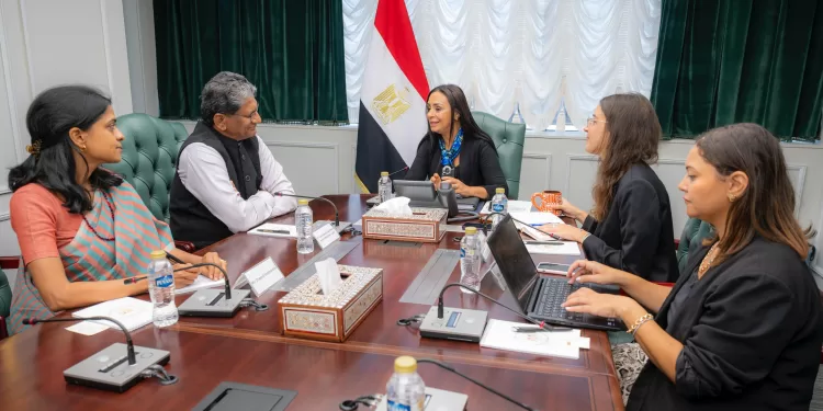 La ministre de la Solidarité sociale reçoit l'ambassadeur de l'Inde au Caire 1 - Le Progrès Egyptien