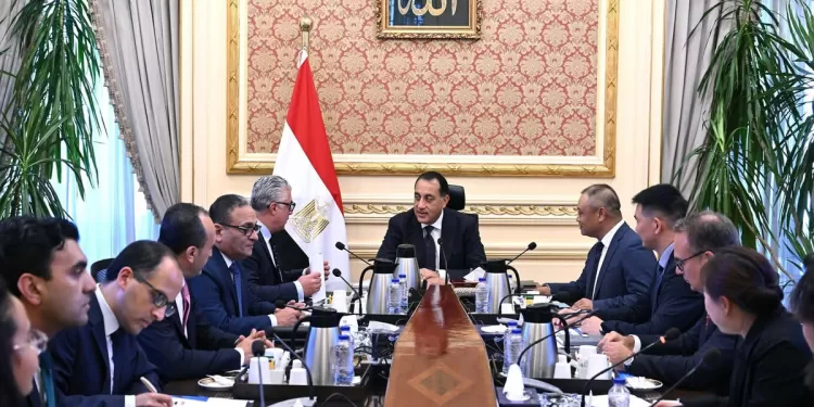 Localiser l’industrie des composants des centrales solaires en Égypte 1 - Le Progrès Egyptien