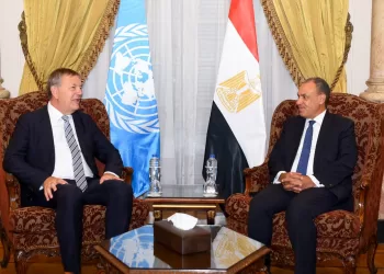 Abdel Aati reçoit le chef de l’UNRWA pour évoquer la crise humanitaire à Gaza et soutenir l’Agence