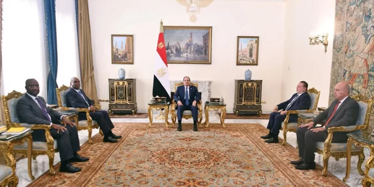 Le président Al-Sissi reçoit les dirigeants actuels et futurs de la Banque africaine d'import-export 2 - Le Progrès Egyptien Le président Al-Sissi reçoit les dirigeants actuels et futurs de la Banque africaine d'import-export 1 - Le Progrès Egyptien