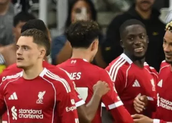 Angleterre: des transferts record entre hégémonie, survie et livres de compte