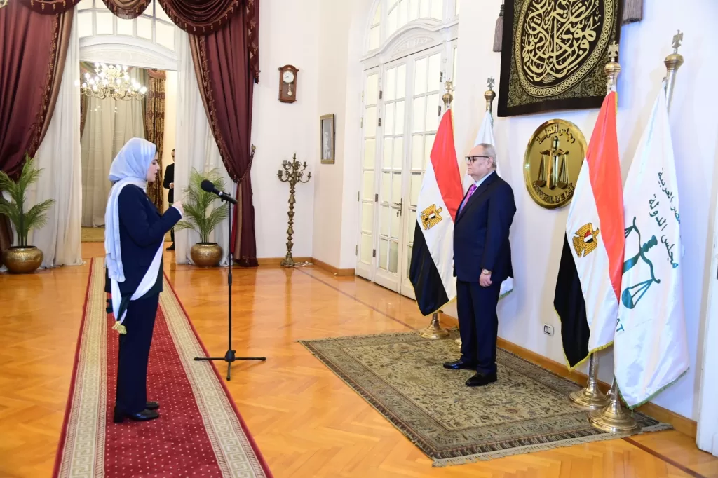 Des femmes juges intègrent pour la 1ère fois le Conseil d’Etat 4 - Le Progrès Egyptien Des femmes juges intègrent pour la 1ère fois le Conseil d’Etat 3 - Le Progrès Egyptien