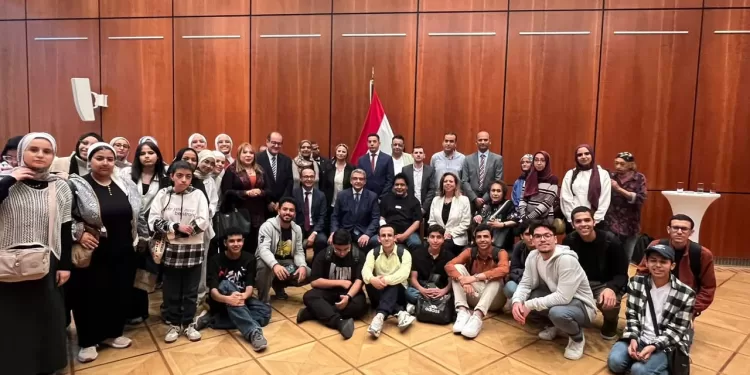 Berlin : L’ambassade d’Egypte célèbre les meilleurs bacheliers égyptiens 2 - Le Progrès Egyptien Berlin : L’ambassade d’Egypte célèbre les meilleurs bacheliers égyptiens 1 - Le Progrès Egyptien