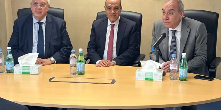 Abdel Aati et Achour à Paris : Un message de soutien aux étudiants égyptiens et au partenariat éducatif avec la France 2 - Le Progrès Egyptien Abdel Aati et Achour à Paris : Un message de soutien aux étudiants égyptiens et au partenariat éducatif avec la France 1 - Le Progrès Egyptien