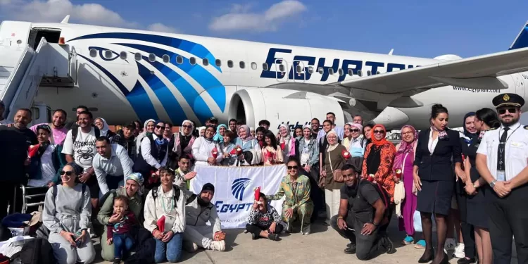 EgyptAir accueille les enfants de l’hôpital 57357 de retour d’Assouan 1 - Le Progrès Egyptien
