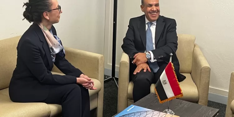Abdel Aati rencontre la représentante permanente de la Moldavie auprès de l’UNESCO 2 - Le Progrès Egyptien Abdel Aati rencontre la représentante permanente de la Moldavie auprès de l’UNESCO 1 - Le Progrès Egyptien