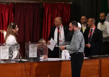 La Syrie désigne les membres du premier Parlement post-Assad, sous les critiques