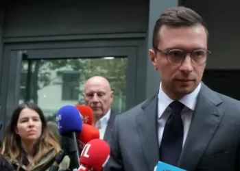 Bardella se dit “prêt à tendre la main” aux Républicains sur “un accord de gouvernement”