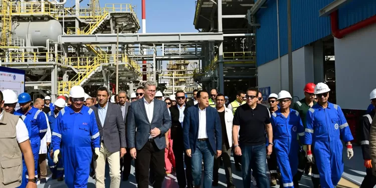 Madbouli effectue une visite d'inspection à Suez et à la SCZone 2 - Le Progrès Egyptien Madbouli effectue une visite d'inspection à Suez et à la SCZone 1 - Le Progrès Egyptien