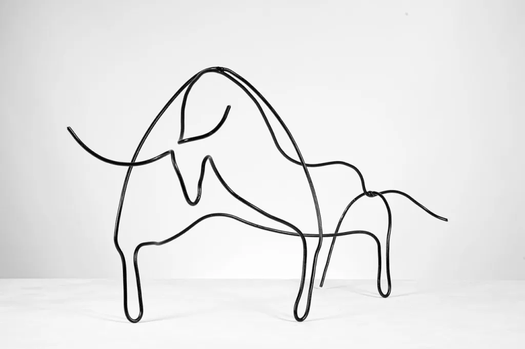  “Le Taureau”:  Quand le métal devient souffle et lumière 17 - Le Progrès Egyptien