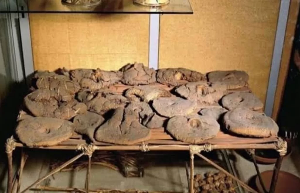 Même des pains vieux de 4000 ans au GME... 12 - Le Progrès Egyptien Même des pains vieux de 4000 ans au GME... 11 - Le Progrès Egyptien