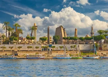 Cinq voyages au cœur des trésors du monde 9 - Le Progrès Egyptien Cinq voyages au cœur des trésors du monde