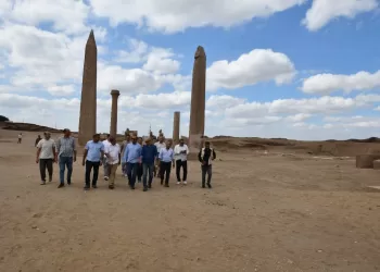 Tanis dévoile encore ses secrets enfouis