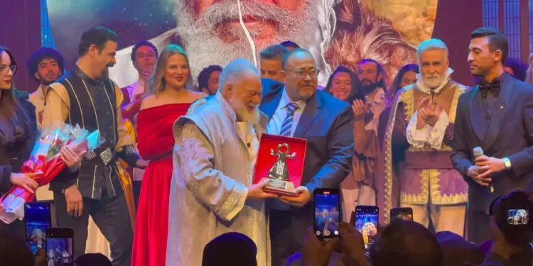 Opéra de la Cité de la Culture: Représentation du «Roi Lear» et hommage à Yehia El-Fakharany 2 - Le Progrès Egyptien Opéra de la Cité de la Culture: Représentation du «Roi Lear» et hommage à Yehia El-Fakharany 1 - Le Progrès Egyptien