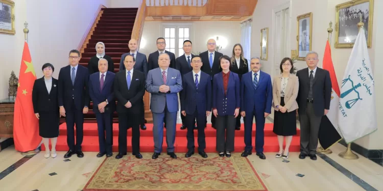 Visite historique de la Haute Cour de Shanghai au Conseil d’État égyptien 1 - Le Progrès Egyptien