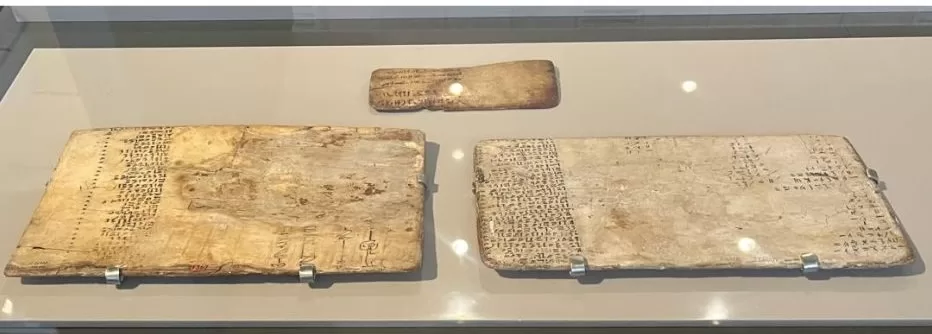 Les trésors révélés : Lorsque  l’histoire se sculpte et s’écrit 12 - Le Progrès Egyptien Les trésors révélés : Lorsque  l’histoire se sculpte et s’écrit 11 - Le Progrès Egyptien