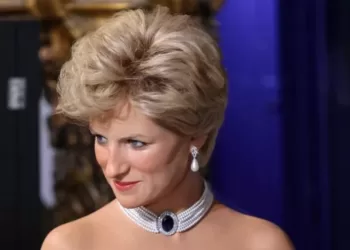 La princesse Diana fait son entrée au Musée Grévin dans une robe des plus symboliques