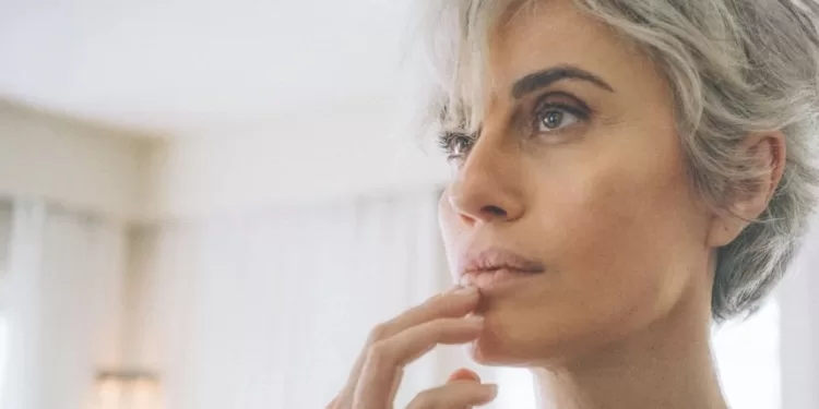 Vos cheveux blancs pourraient indiquer que votre corps se défend contre le cancer 1 - Le Progrès Egyptien