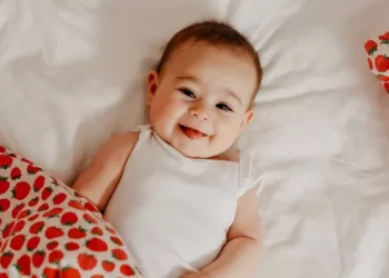 Les bébés, capables de différencier entre les “bonnes” et les “mauvaises” personnes