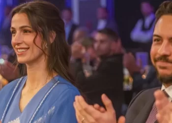 Rajwa de Jordanie sublime pour une soirée foot au bras d’Hussein