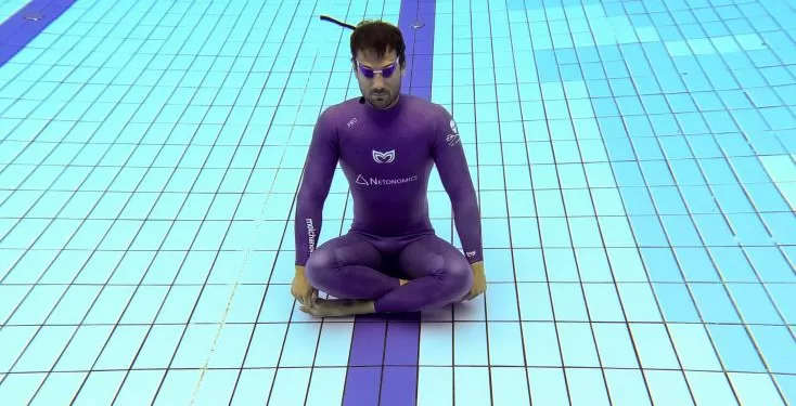 Vingt-neuf minutes sous l'eau, l'exploit à couper le souffle d'un apnéiste croate 2 - Le Progrès Egyptien Vingt-neuf minutes sous l'eau, l'exploit à couper le souffle d'un apnéiste croate 1 - Le Progrès Egyptien