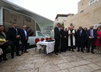 En Cisjordanie, une “papamobile” transformée en clinique pour Gaza