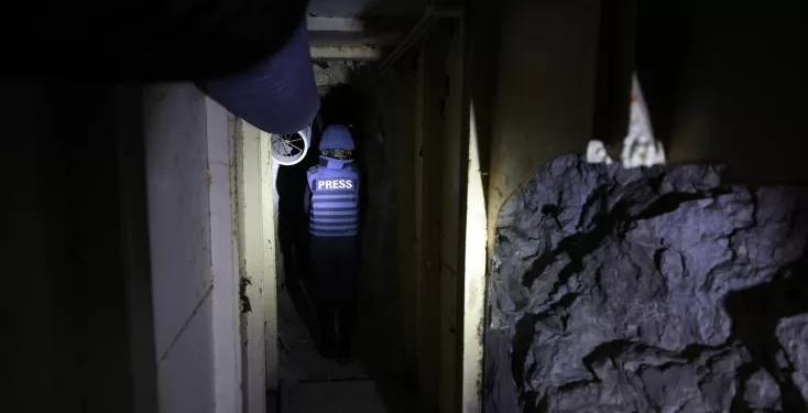 Liban: long d'une centaine de mètres, un tunnel abandonné par le Hezbollah présenté à la presse 1 - Le Progrès Egyptien