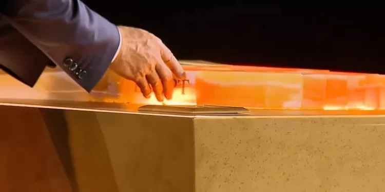 Al-Sissi pose la dernière pièce du modèle réduit du GME, annonçant officiellement son ouverture 1 - Le Progrès Egyptien