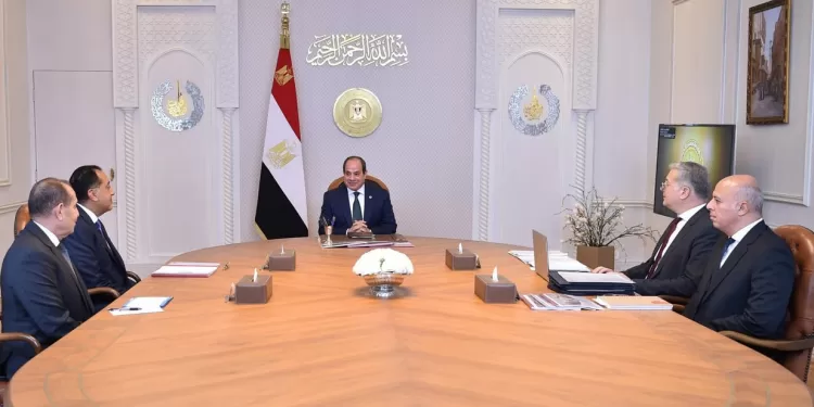 Al-Sissi se réunit avec le Dr Madbouli et le ministre du Pétrole 2 - Le Progrès Egyptien Al-Sissi se réunit avec le Dr Madbouli et le ministre du Pétrole 1 - Le Progrès Egyptien