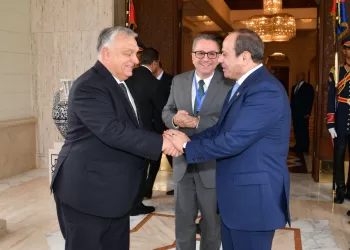 Le président Al-Sissi reçoit le Premier ministre hongrois lors d’un entretien stratégique