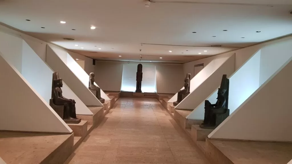 Le Musée de Louxor célèbre son jubilé d’or : 50 pièces en 50 jours » 10 - Le Progrès Egyptien Le Musée de Louxor célèbre son jubilé d’or : 50 pièces en 50 jours » 9 - Le Progrès Egyptien