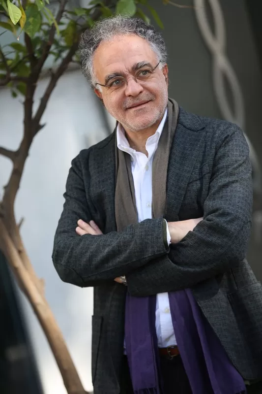 Nadim Karam : Lorsque les débris de guerre deviennent fleurs de création 4 - Le Progrès Egyptien Nadim Karam : Lorsque les débris de guerre deviennent fleurs de création 3 - Le Progrès Egyptien