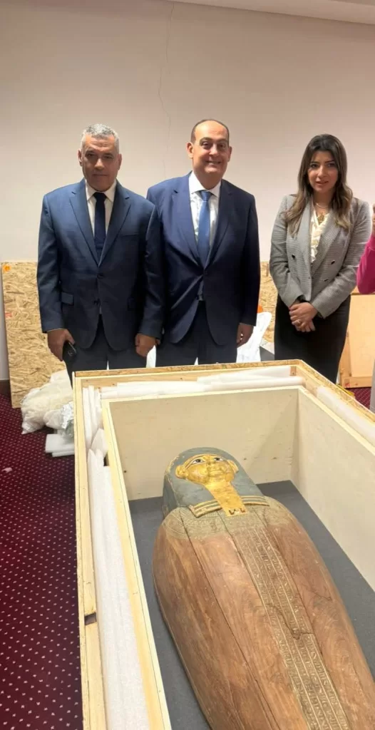 L’Égypte récupère deux pièces archéologiques de grande valeur restituées par la Belgique 7 - Le Progrès Egyptien