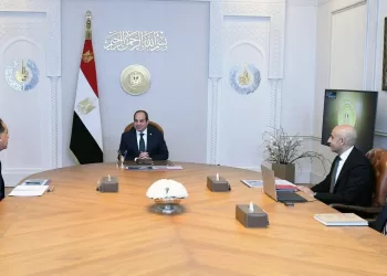 Al-Sissi se réunit avec le Premier ministre et le ministre de l’Éducation pour faire le point sur les réformes éducatives