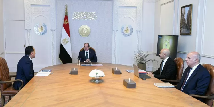 Al-Sissi se réunit avec le Premier ministre et le ministre de l’Éducation pour faire le point sur les réformes éducatives 1 - Le Progrès Egyptien