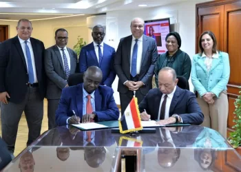 L’Égypte accueille une délégation internationale de haut niveau des organisations mondiales de l’aviation civile