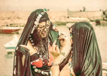 La « milaya laf », icône de la féminité d’un passé nostalgique