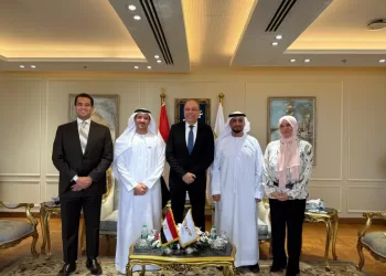 Renforcer la coopération aérienne avec les Émirats